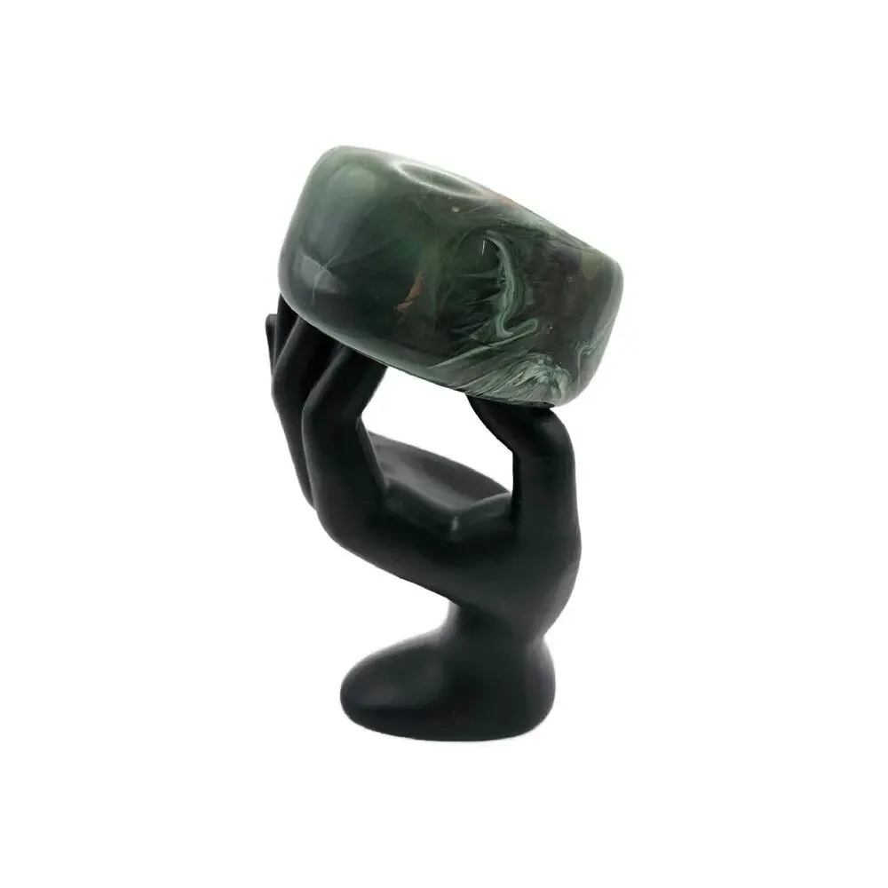 Vintage green swirl